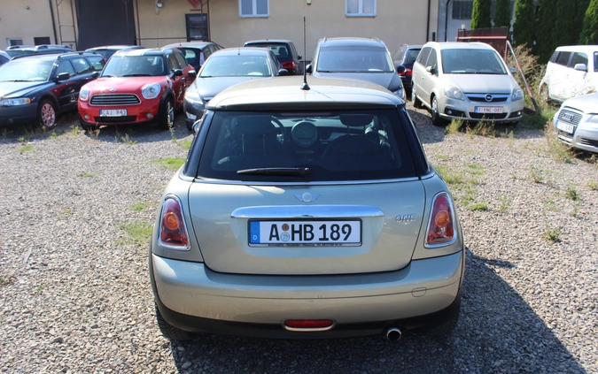 MINI ONE cena 16900 przebieg: 229501, rok produkcji 2007 z Jeziorany małe 326